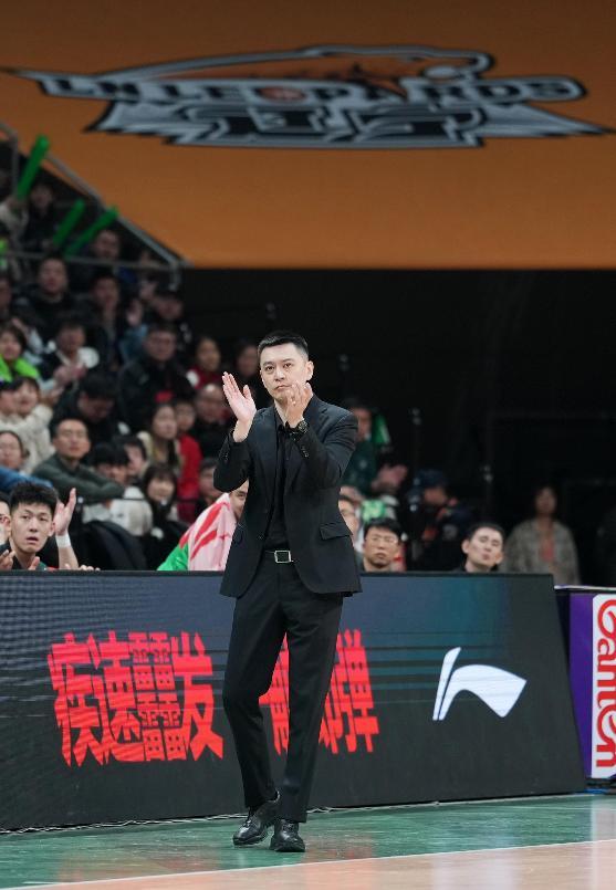 世界杯官方软件下载-不到24小时！杨鸣辞职后下家确定，2天后亮相，做自己喜欢的事