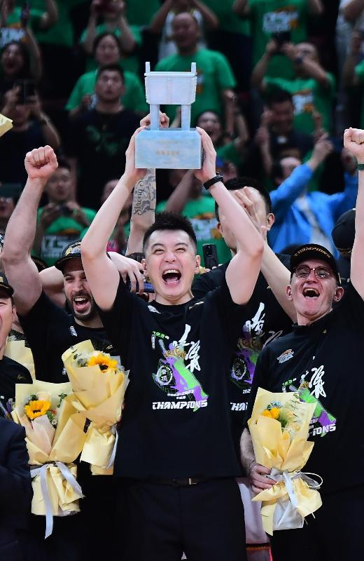 世界杯官方软件下载-不到24小时！杨鸣辞职后下家确定，2天后亮相，做自己喜欢的事