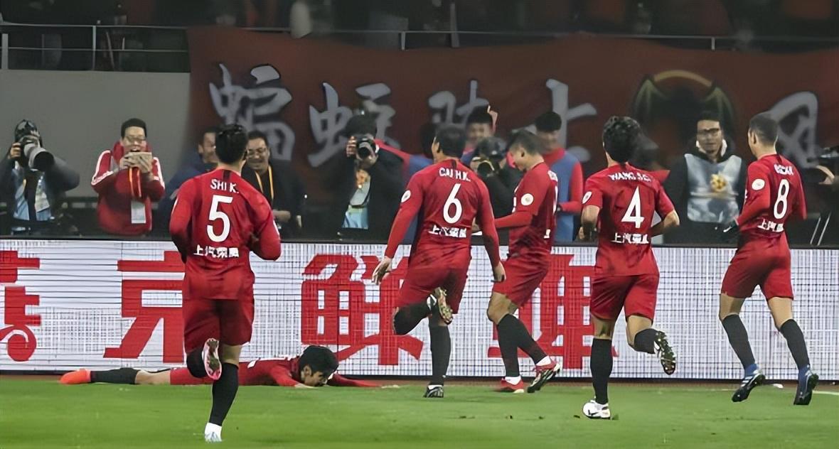 世界杯手机直播平台-武磊和莱昂纳多都复出了！下一个是不是该轮到王振澳？值得期待