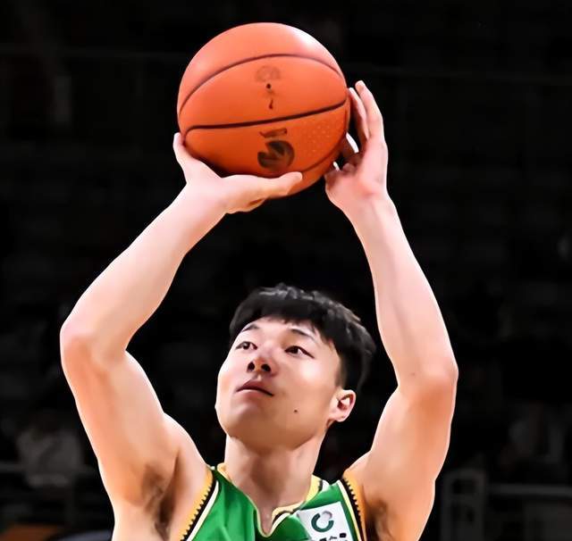 世界杯高清直播app官网-辽宁89-73广东3喜1忧！付豪拾巅峰，后场2将被盘活，内线隐患大